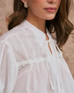 Camisa Bordado Escote Lucinda