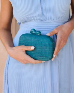 Clutch Rafia Atria