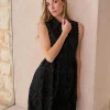 Vestido Corto Bordados Uri