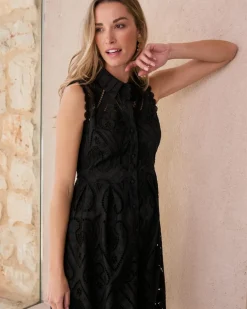 Vestido Corto Bordados Uri