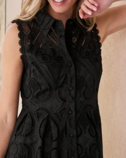 Vestido Corto Bordados Uri