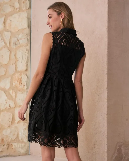 Vestido Corto Bordados Uri